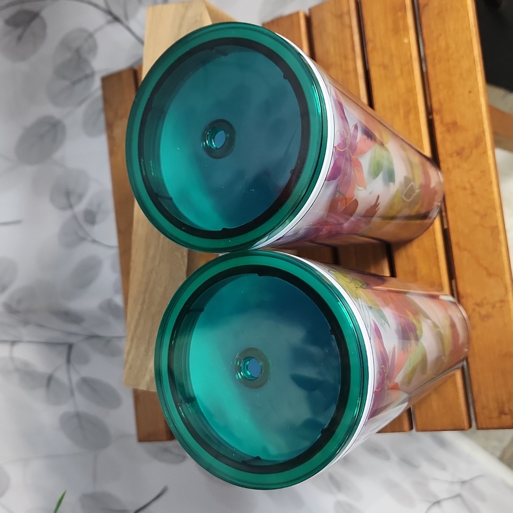 Set of 2 Starbucks Venti Cold Cups - Vibrant Floral Spring Collection - Picture 3 of 4